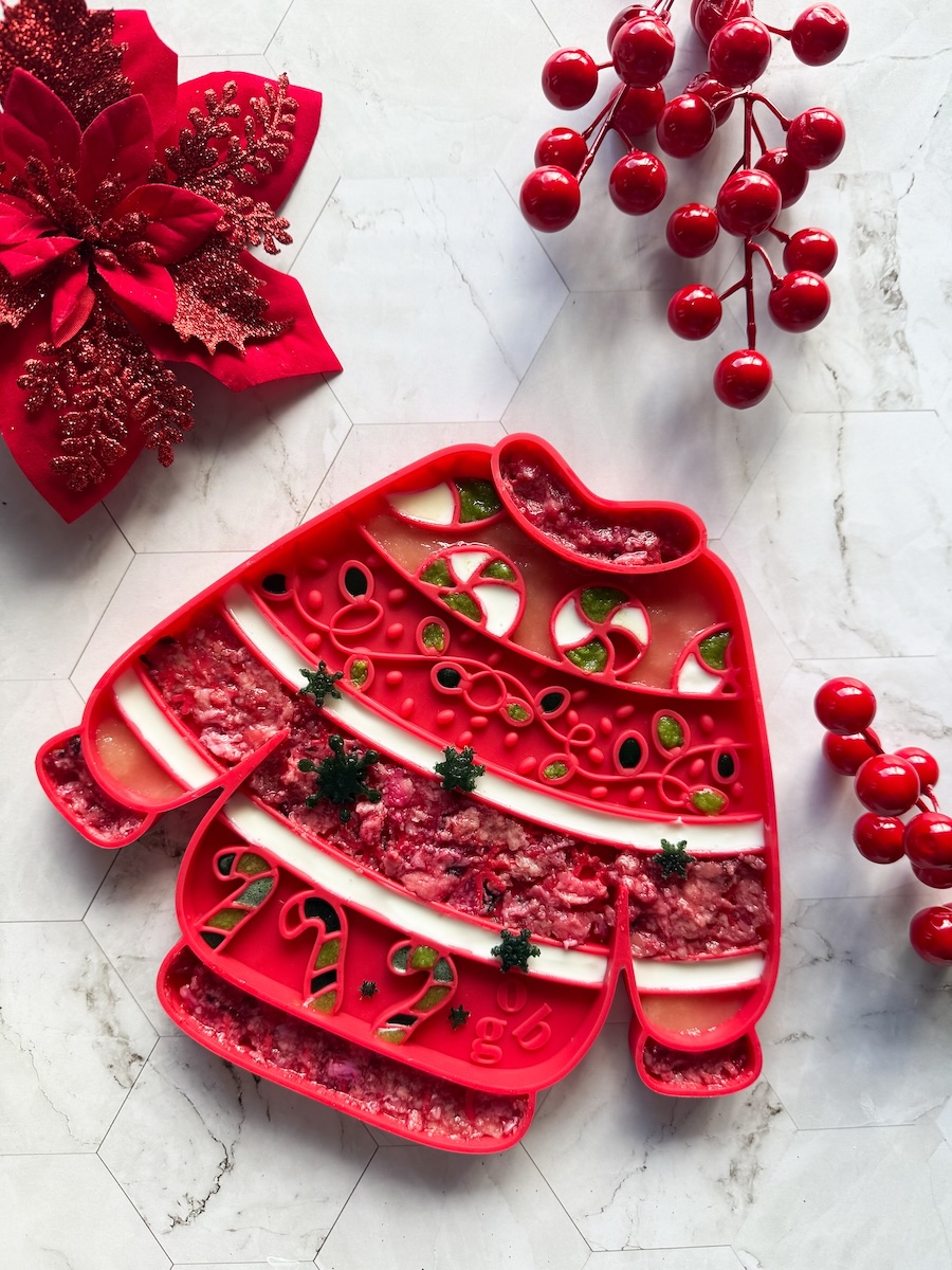 Ollie B. Good Mata do lizania dla psa i kota Zimowy Sweterek, czerwony - obrazek 4